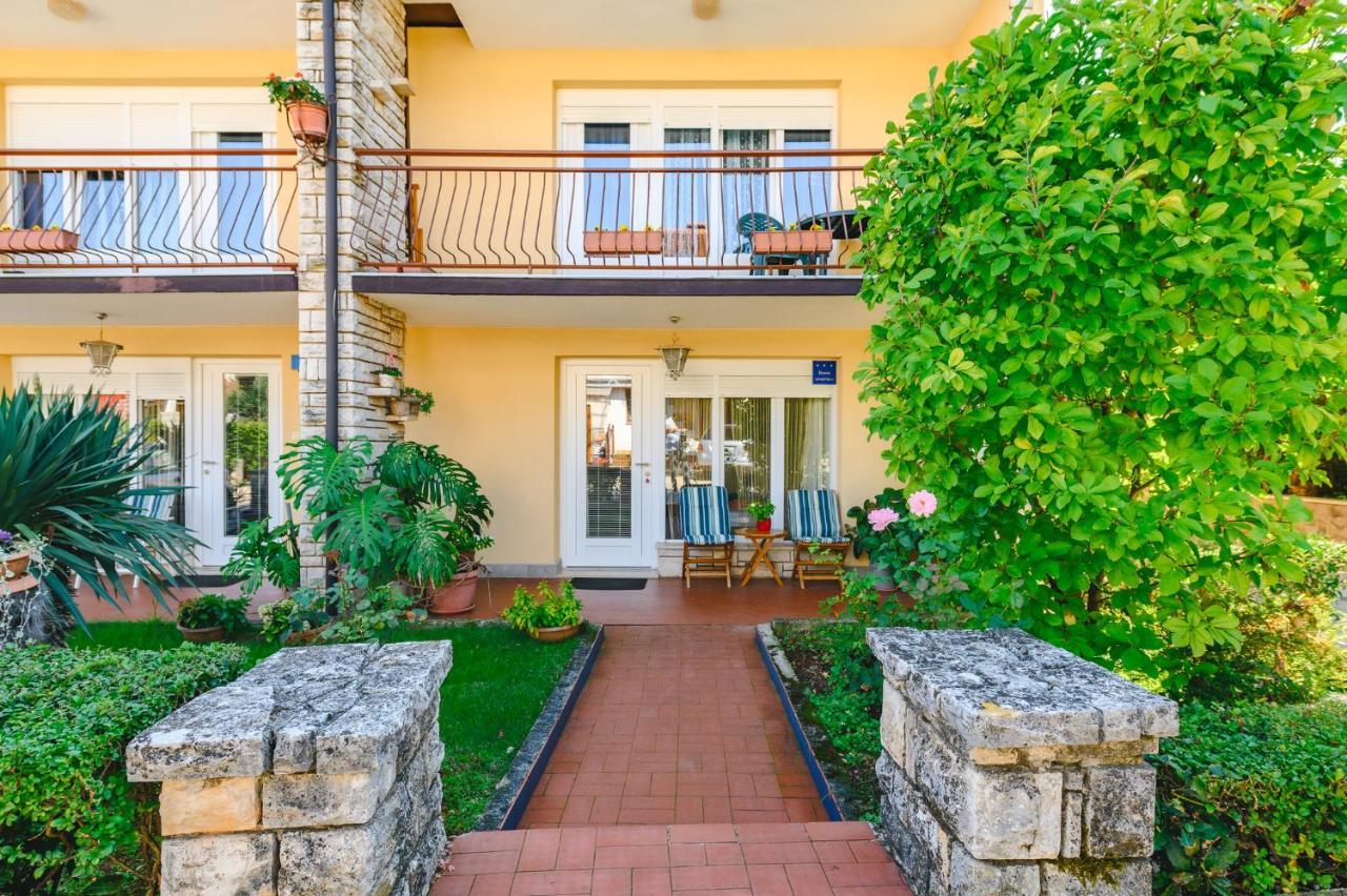 Apartments Kovacic-Punta ウマグ エクステリア 写真