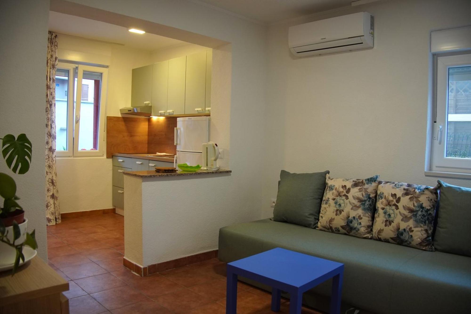 Apartments Kovacic-Punta ウマグ エクステリア 写真